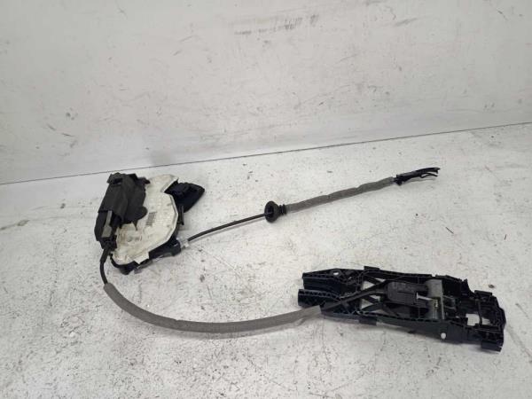 SERRURE DE PORTE AVANT DROIT VW POLO 6R 5-PORTE - Vue 1